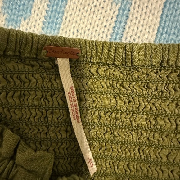 Free People Green crop top - Picture 2 of 3